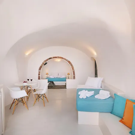 Horizon Aeifos 4* Oia (Santorini)