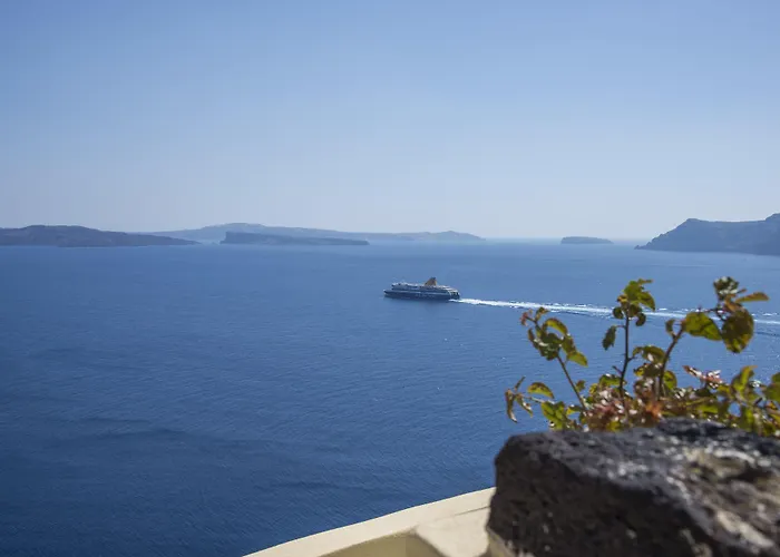 Apart Otel Horizon Aeifos Oia